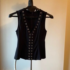 Beautiful black top! π€π€